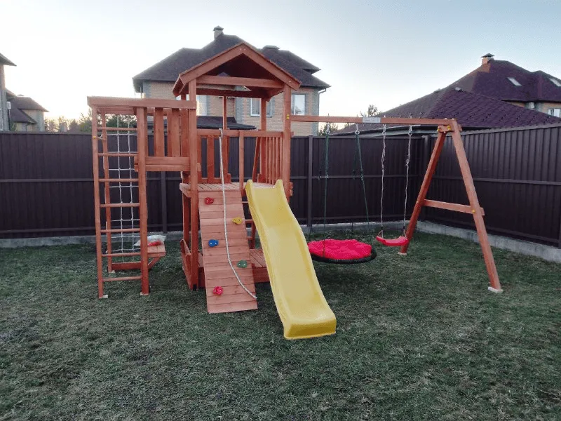 Детская площадка Савушка Мастер 3 (Махагон) 4 сезона, Истра