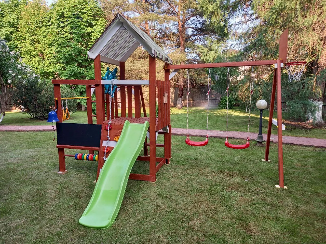 Савушка TooSun 12 с салатовой горкой