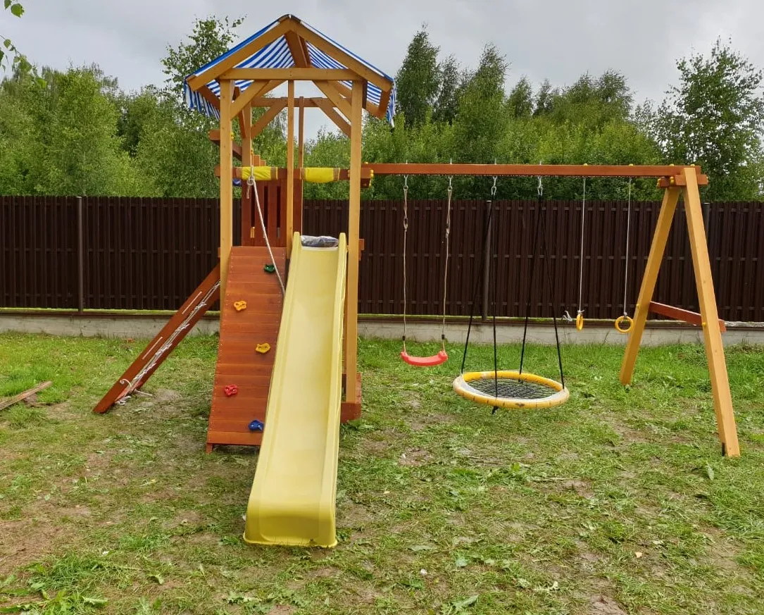 Детская площадка Савушка 11, п. Львовские озера