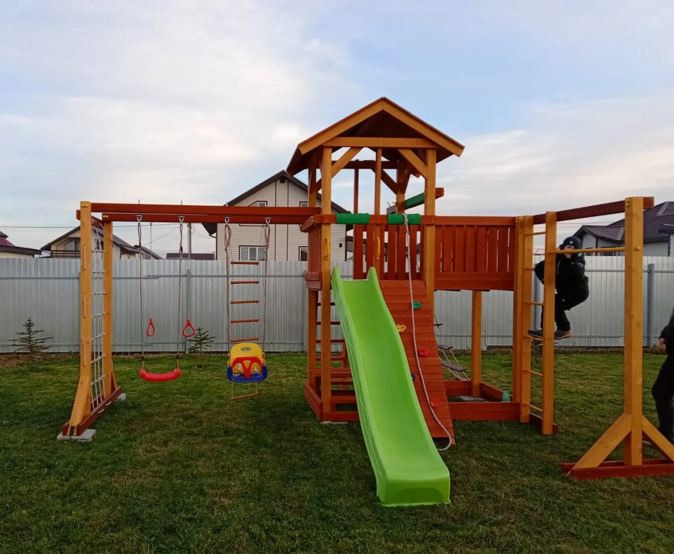 Детская площадка Савушка 15, КП Морозов