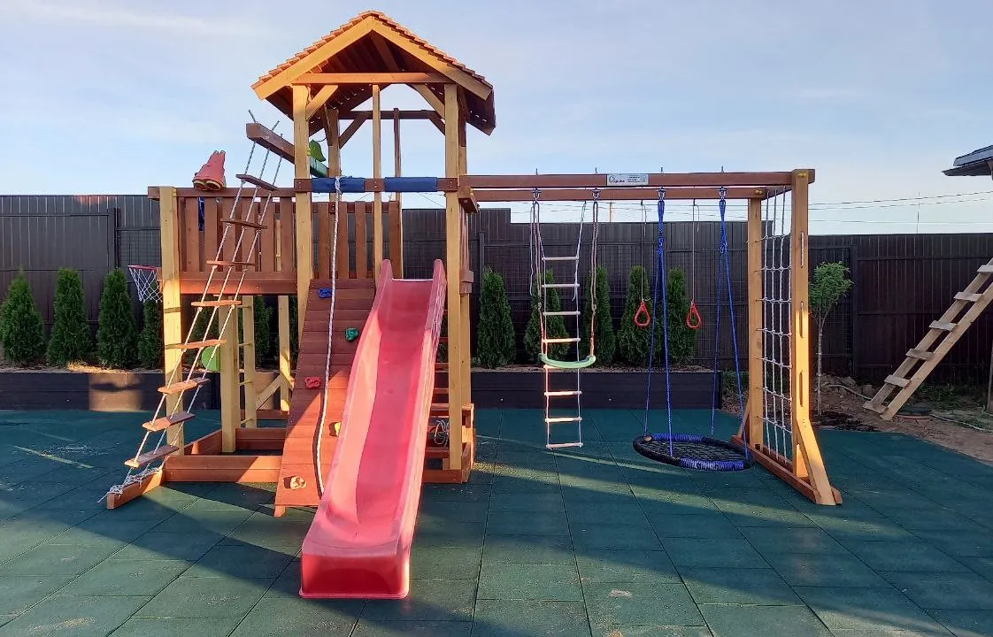 Детская площадка Савушка 15, Волоколамский р-н