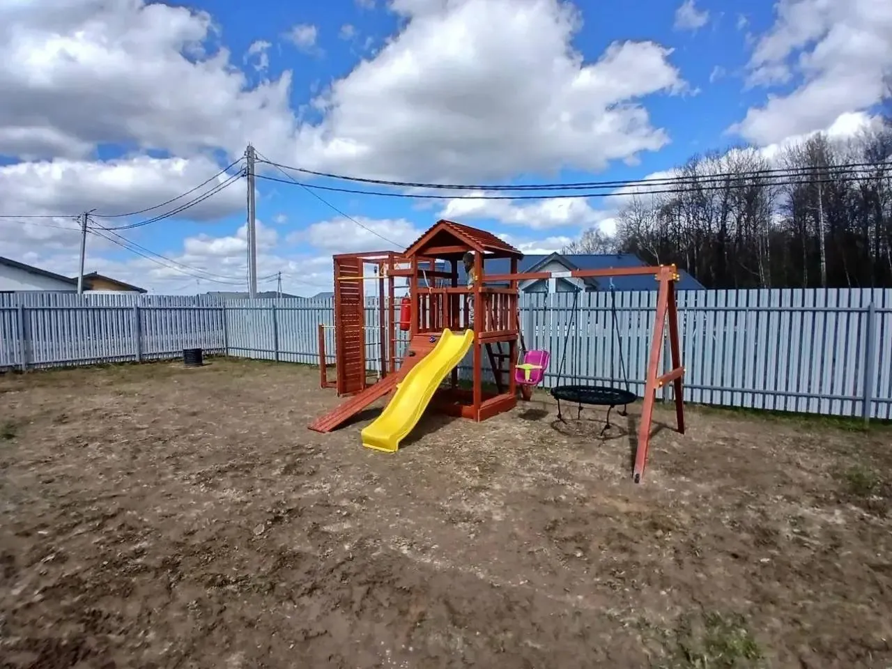 Детская площадка Савушка Мастер 3 Семейная в деревне