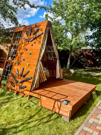 Спортивный домик Савушка База-5 (Милитари) с креслами