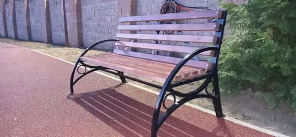 Скамейка деревянная Савушка для сада и дачи