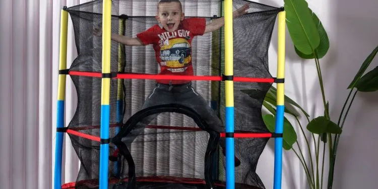 Батут DFC JUMP KIDS 55" (красный с желто-синими стойками)