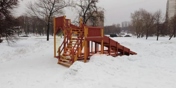 Зимняя горка Савушка Зима 7